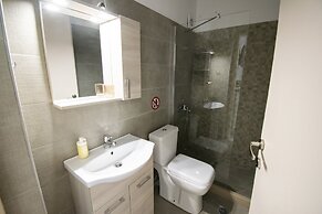 Forest View Apartment 2 by Rentalspro