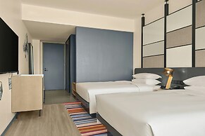 Aloft Kunshan Dianshan Lake