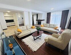 Sunny Bay Apartments