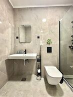 Sunny Bay Apartments