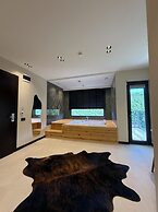 Bakku House