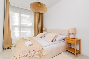 Letnicka Offline by Grand Apartments