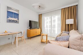 Letnicka Offline by Grand Apartments
