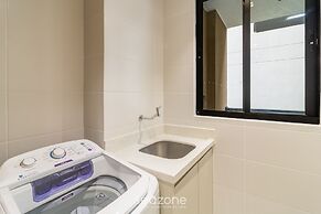 MCB - Apartments With Pool Near the Beach
