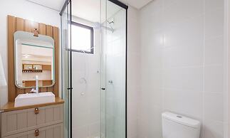 MCB - Apartments With Pool Near the Beach