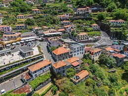 Cora o da Madeira - Quebrada by Madeira Sun Trave