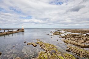 Host Stay Pier View