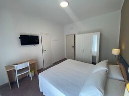 Primo Hotel