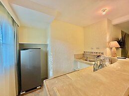 Coco Sunset Beach Resort