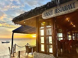 Coco Sunset Beach Resort