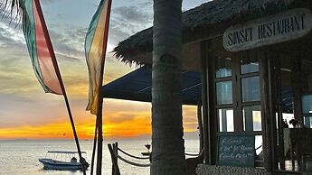 Coco Sunset Beach Resort