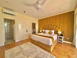 Coco Sunset Beach Resort