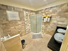 Coco Sunset Beach Resort