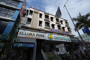Hotel Ellora Park
