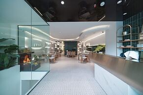 IconSphere Hotel