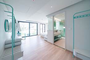 IconSphere Hotel