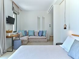 Luxury Villa Serenely