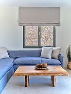 Luxury Villa Serenely