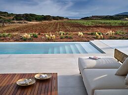 Luxury Villa Serenely