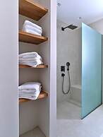 Luxury Villa Serenely