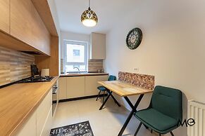 MoHost Sabina - Luxury with Balcony