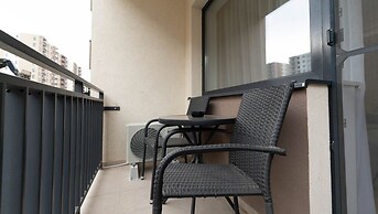MoHost Sabina - Luxury with Balcony