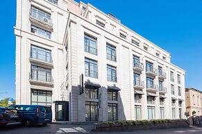 HB Elementa Hotel