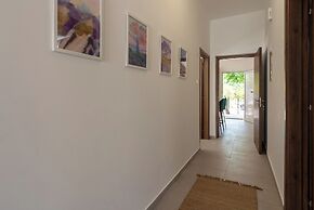 Arty Haven Spacious 3BR House in Larnaca