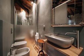 LODOLE COUNTRY HOUSE