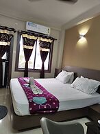 Hotel U K Palace Puri