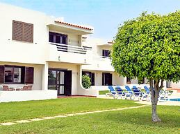 Aura Village City Beach Apartments