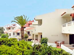 Aura Village City Beach Apartments
