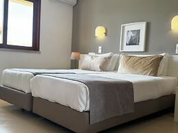 Aura Village City Beach Apartments