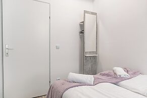 Affordable 3BR Apt near Hauptbahnhof