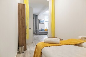 Affordable 3BR Apt near Hauptbahnhof