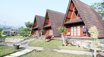 Jambu Klutuk Resort