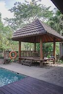 Jambu Klutuk Resort