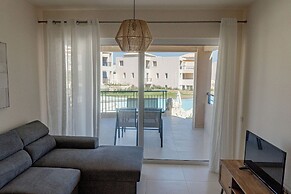 Phaedrus Living: Seaside Thalassa Cretan D101