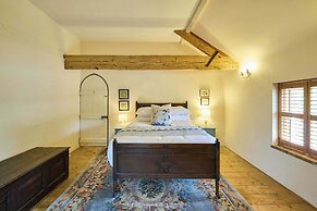 Host Stay The Chapel