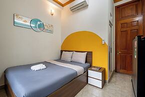 Hearth and Home De Tham