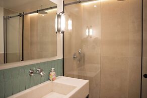 Liberty Suites Spetses