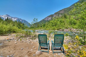 Three Enchanting Riverfront Cabins: Hot Tub Access