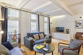Magnificent Flat in Saint Germain des Pres