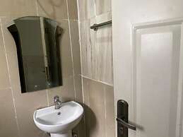 Camzy Villa Hotel