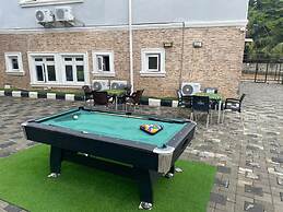 Camzy Villa Hotel
