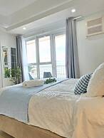 Luxury Coastal, Grand Canal View