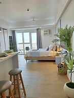 Luxury Coastal, Grand Canal View