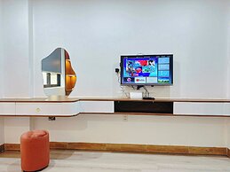 LOUIS OTIS APARTMENT 03