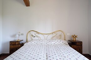 Casa La Cedrina Pool Lornano