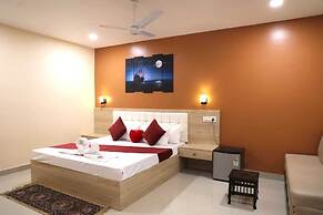 Regal Guest House by ROH